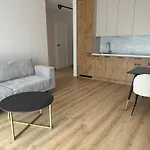 Next To Sakura Park And Near Ferry Appartement Klaipėda
